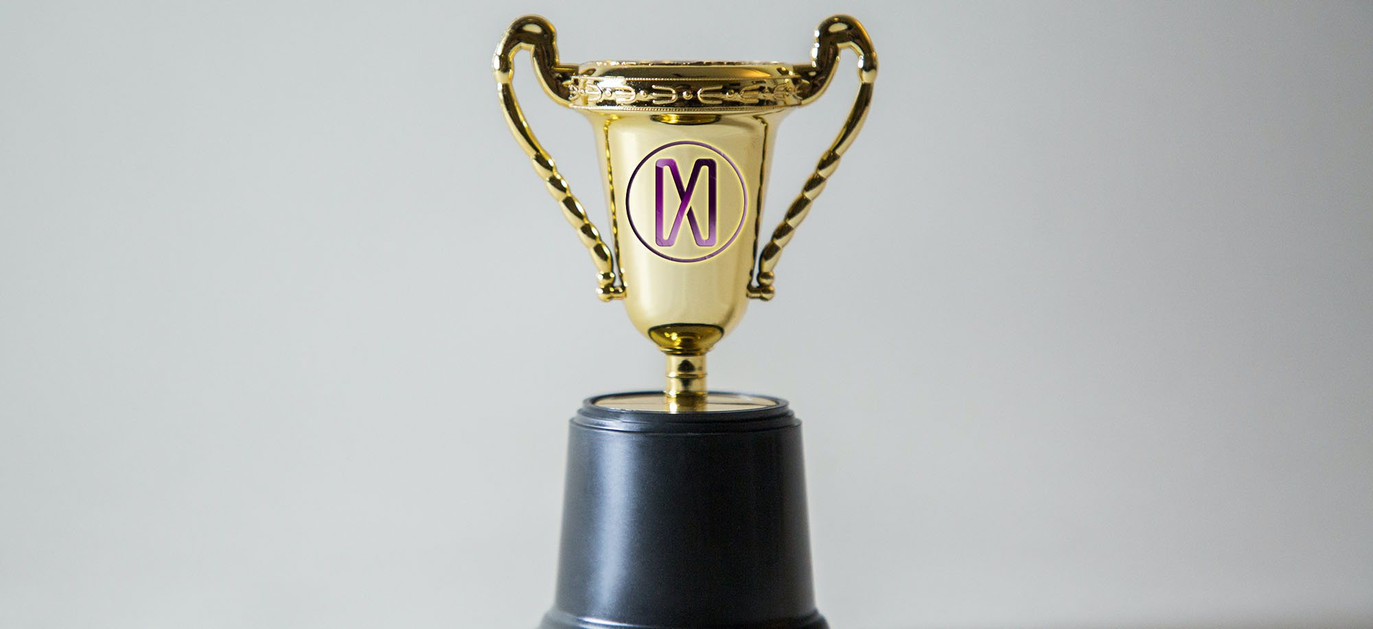 El XaviVerso cuenta con un sistema de logros y gamificación.