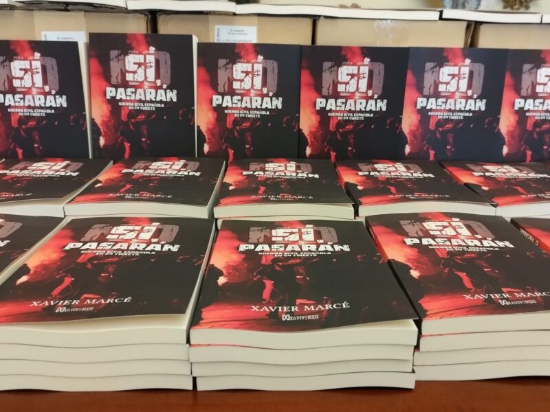 Libros de la edición coleccionista de Sí, pasarán.